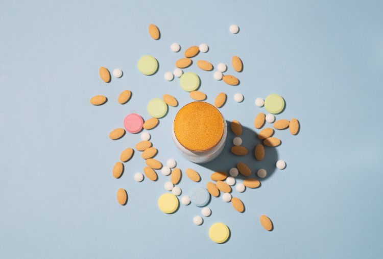 Assorted pills